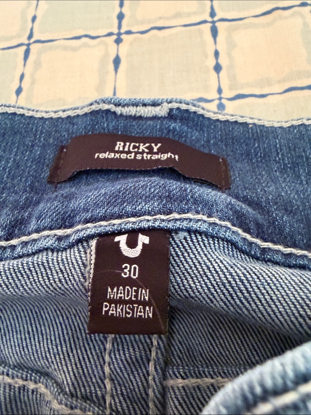 True Religion Women's Light Wash Denim Jeans with Signature Flap Pocket - Picture 4 of 6